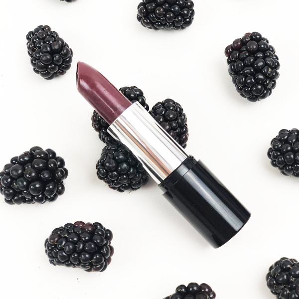 Odylique Lipstick - Huulipuna sävy #20 Blackberry Smoothie